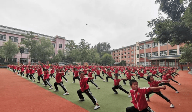 嵩山少林文武学校