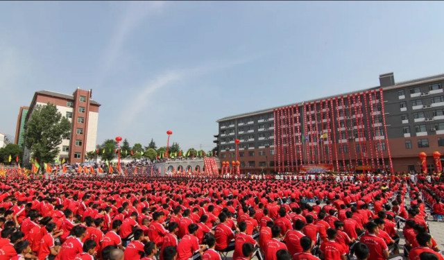 河南嵩山少林文武学校