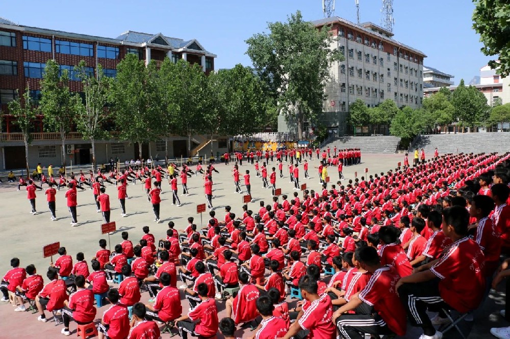 少林小龙武校