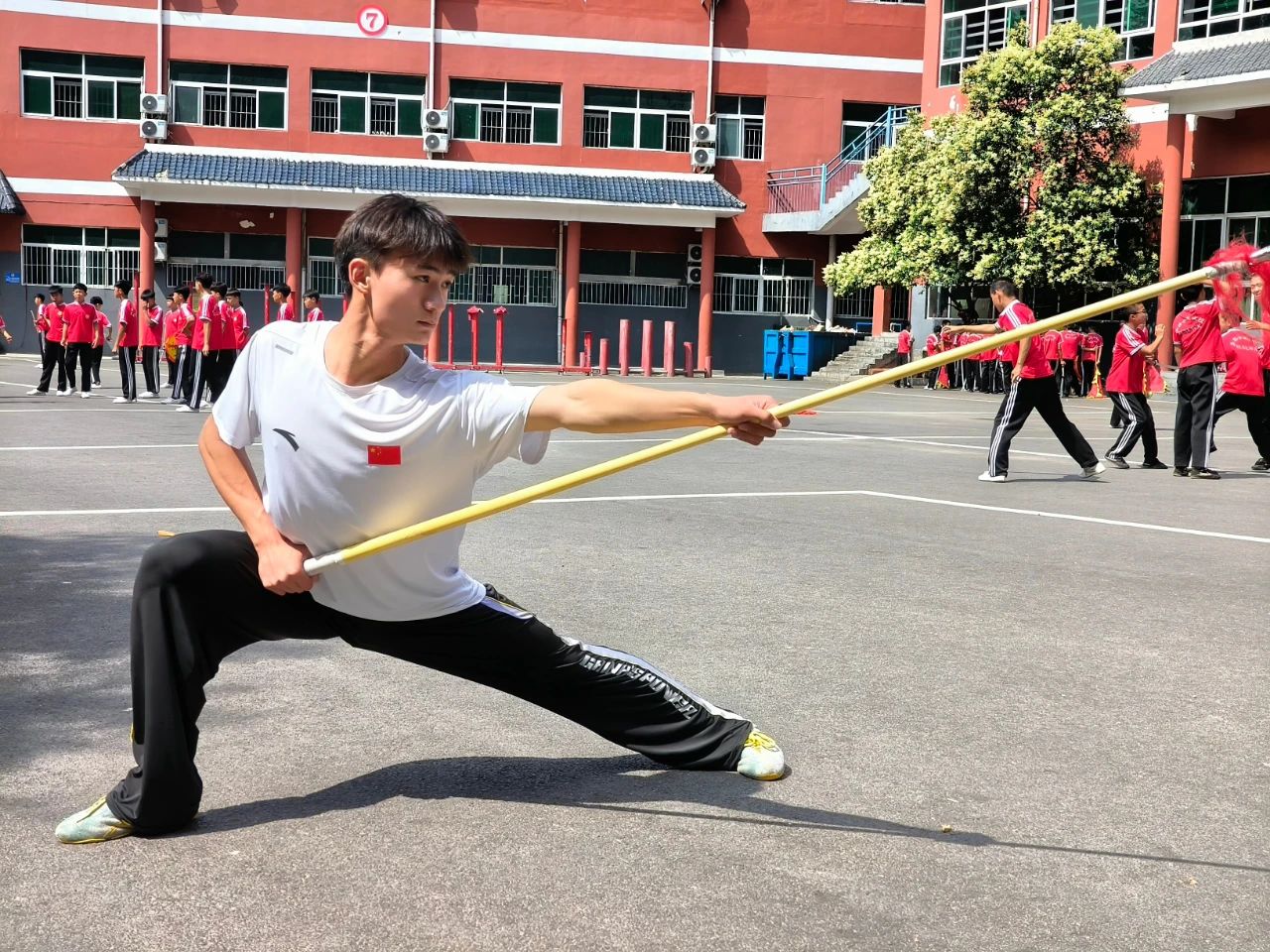少林小龙武校