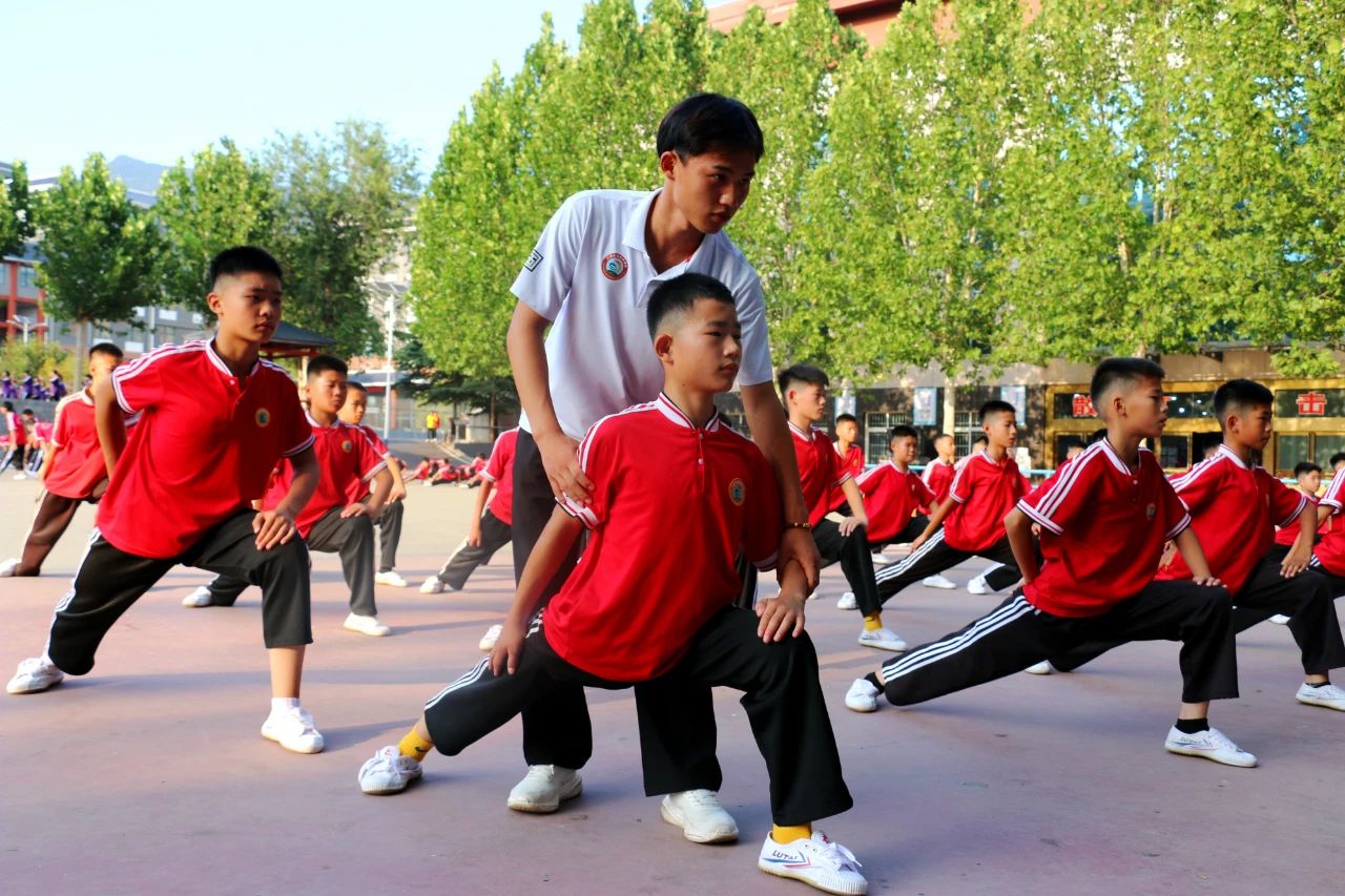 少林小龙武校