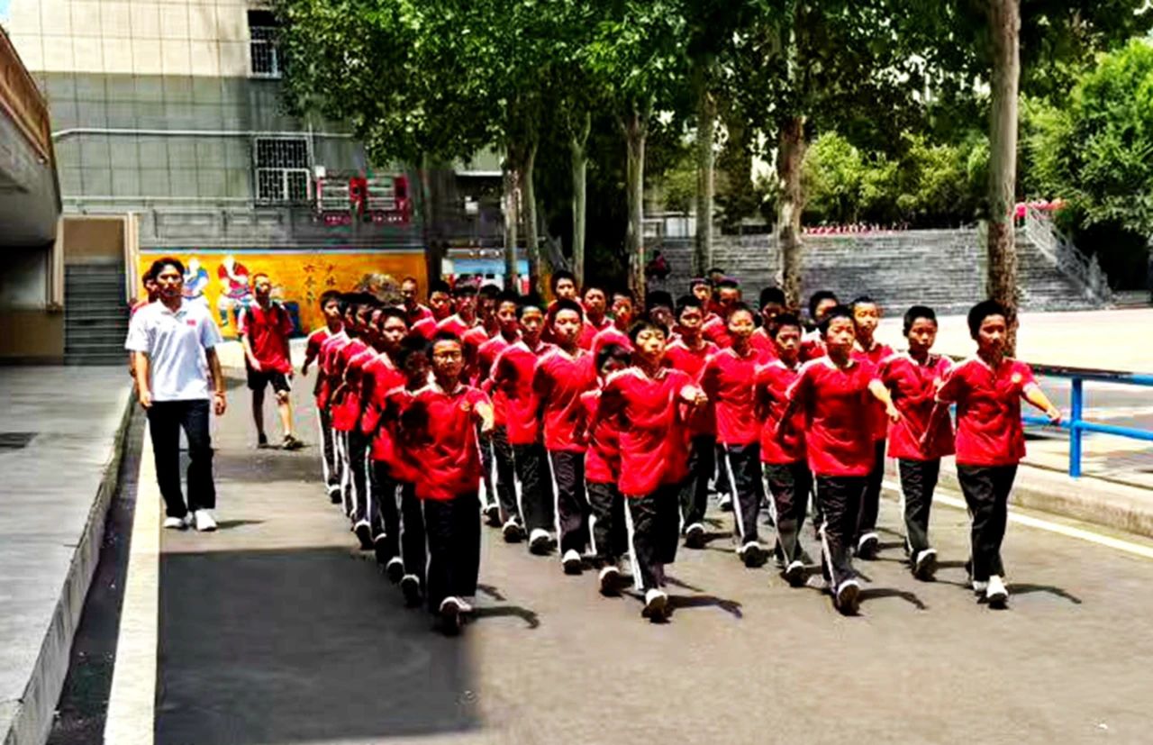 少林小龙武校