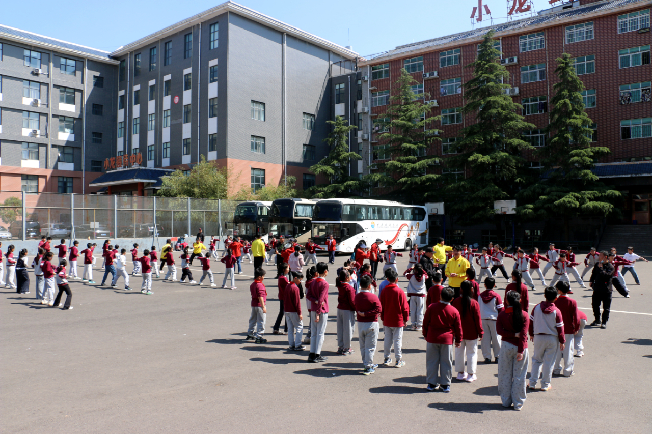 少林小龙武校