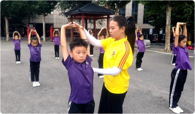 河南少林小龙武校