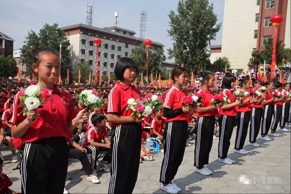 嵩山少林小龙武院