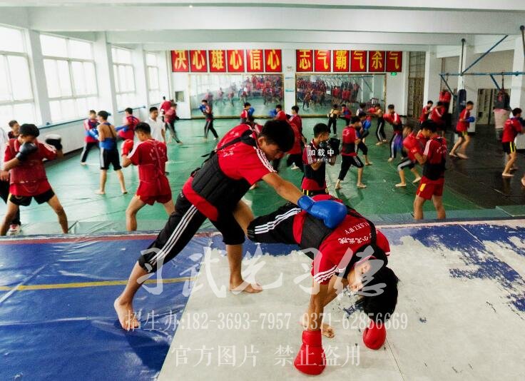 嵩山少林武术学校图片-河南嵩山少林小龙武院