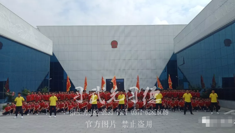 嵩山少林小龙武术学校_河南少林文武学校